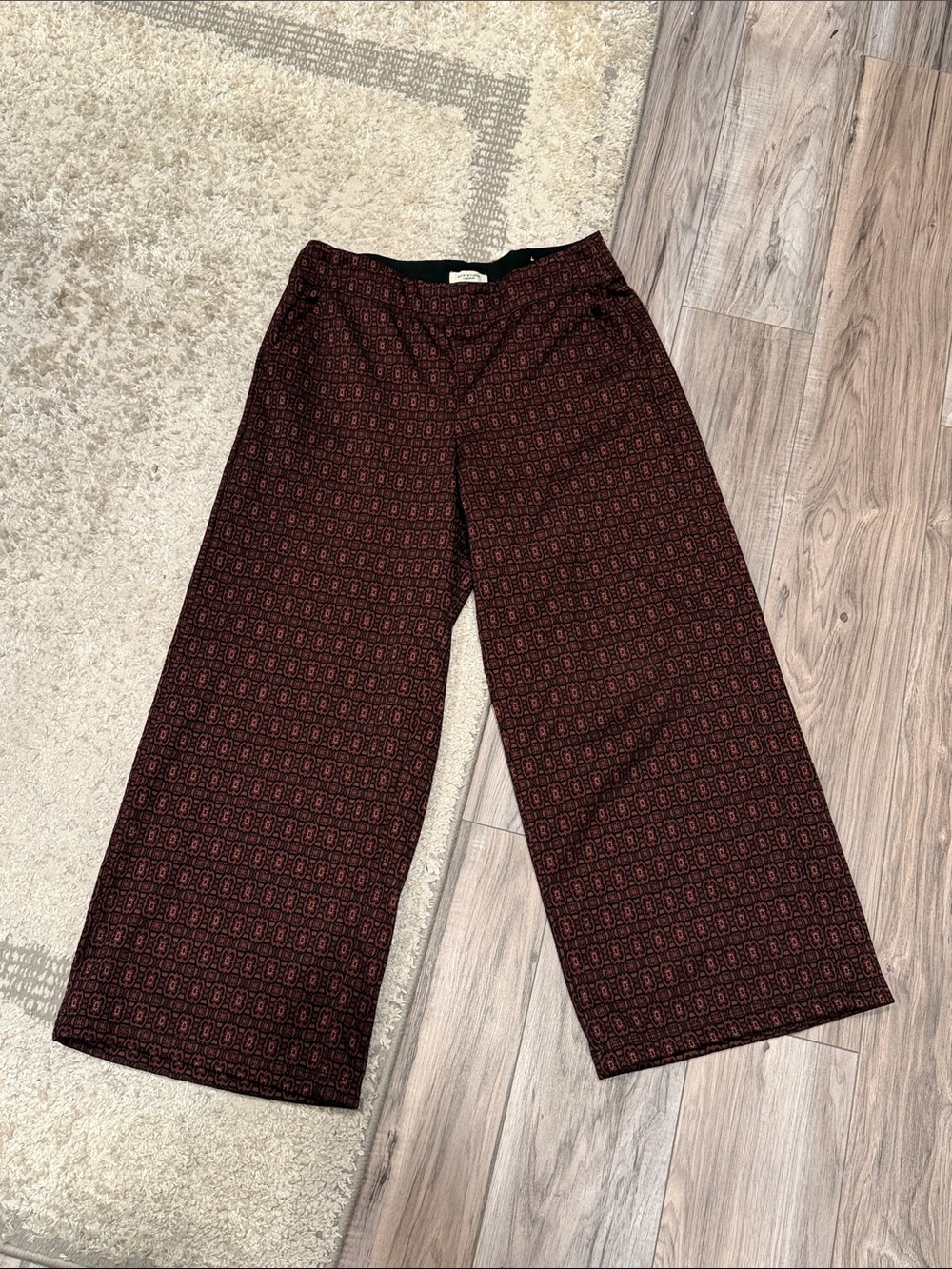 Max Studio Wide Leg Pants in Burgundy and Black Geometric Print